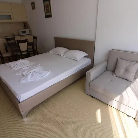 Menada Sunny Plaza Lägenhet