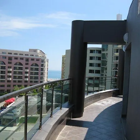 Menada Sunny Plaza סאני ביץ'