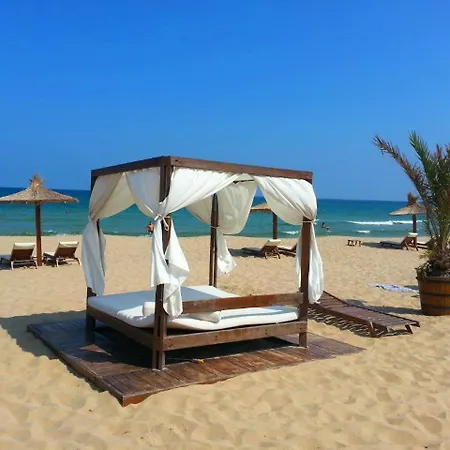 Menada Sunny Plaza דירה