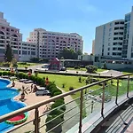 Menada Sunny Plaza Apartamento *