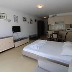Menada Sunny Plaza Apartamento Sunny Beach