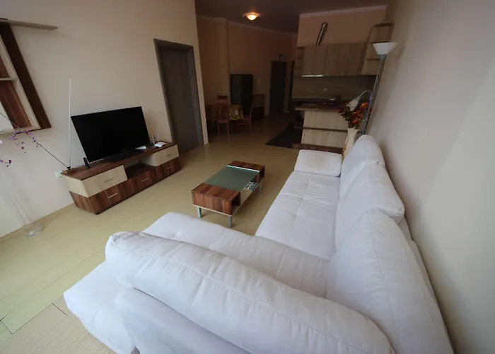 менада съни бийч плаза Апартамент *