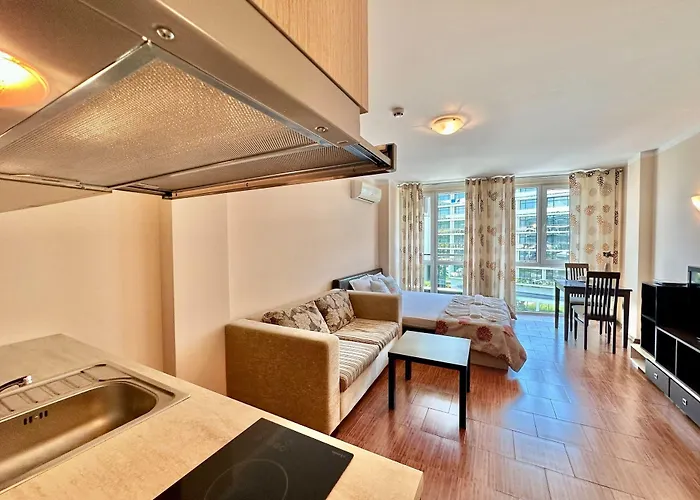 менада съни бийч плаза *