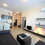 Apartment Menada Sunny Plaza
