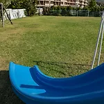 Menada Sunny Plaza Apartment *